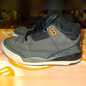Jordan 3’s “Fear” (USED SHOES) Size 1 Y